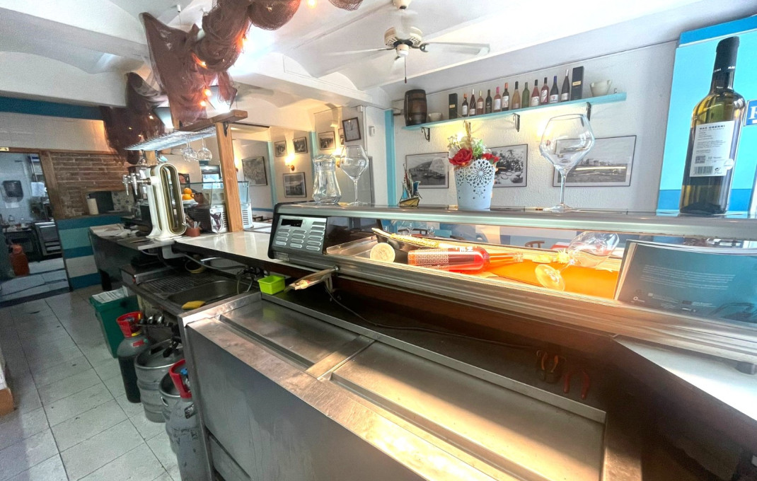 Traspaso - Bar Restaurante -
Barcelona - Gràcia