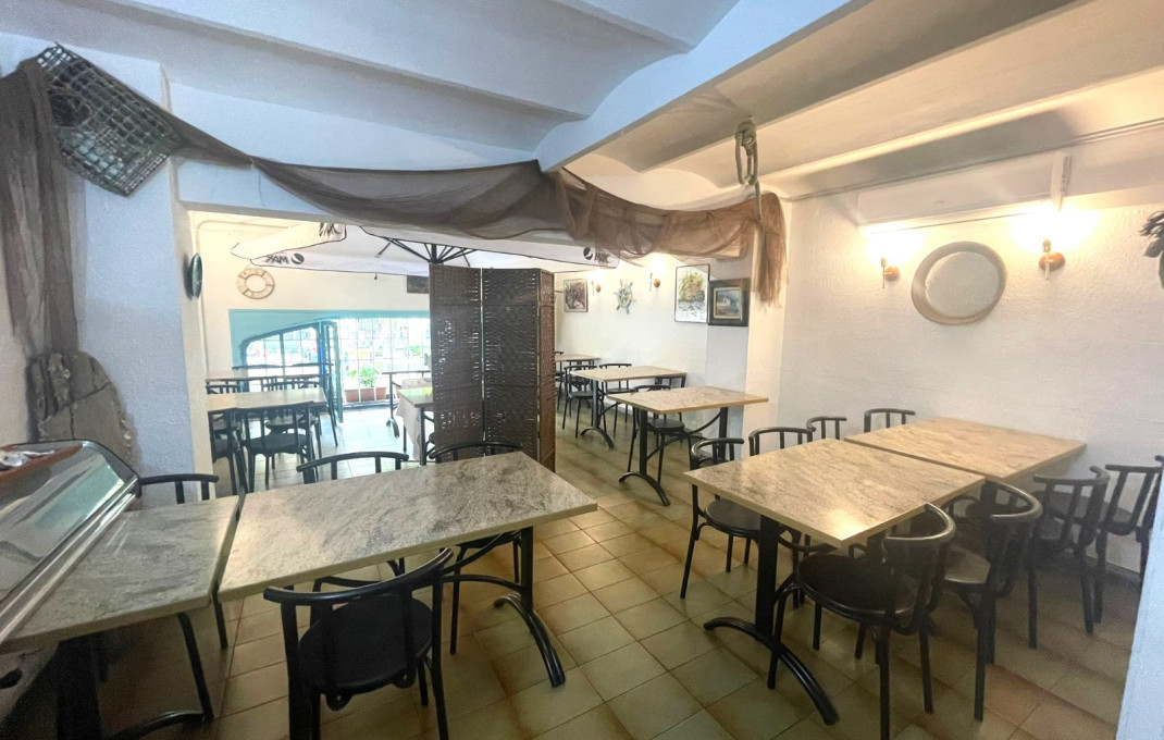 Traspaso - Bar Restaurante -
Barcelona - Gràcia