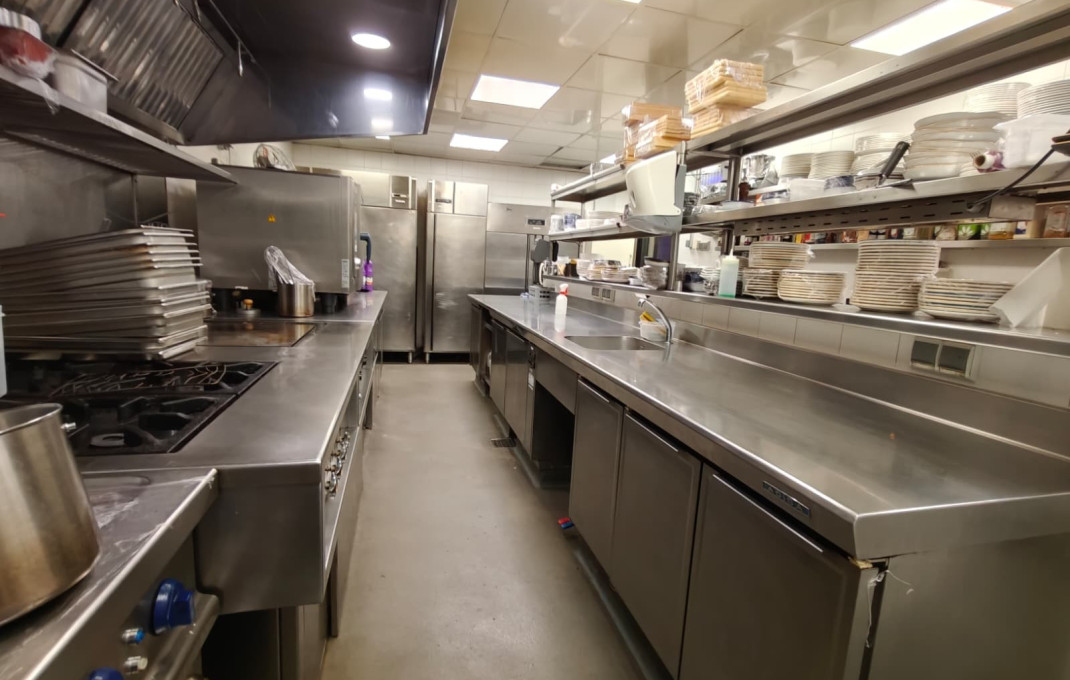 Traspaso - Bar Restaurante -
Barcelona - Eixample Izquierdo