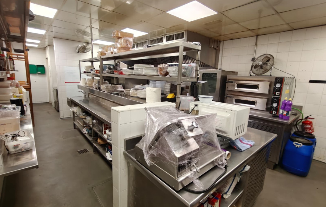 Traspaso - Bar Restaurante -
Barcelona - Eixample Izquierdo