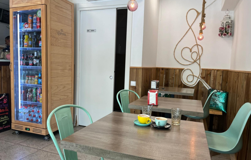 Traspaso - Bar-Cafeteria -
L'Hospitalet de Llobregat - Ciudad Justicia