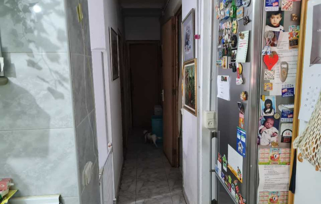 Revente - Local comercial -
Barcelona - Eixample