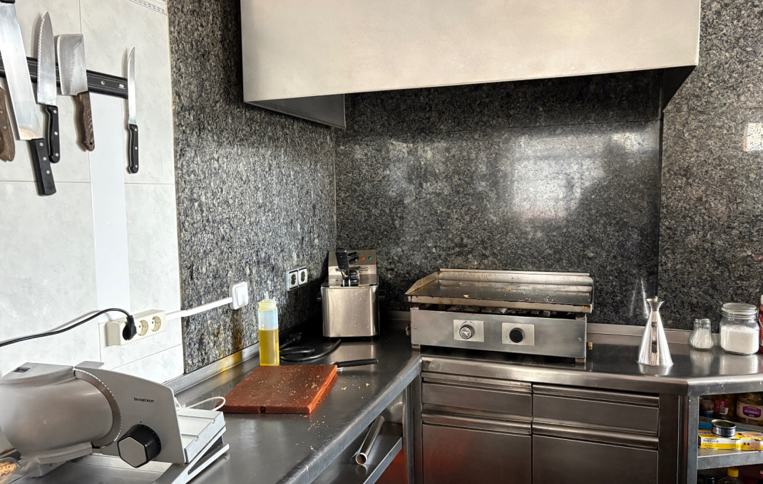 Sale - Licencia C2 -
Sant Just Desvern - Centre