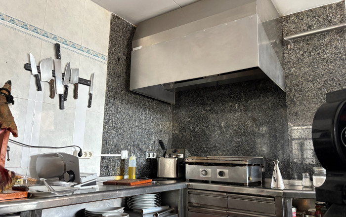 Sale - Licencia C2 -
Sant Just Desvern - Centre