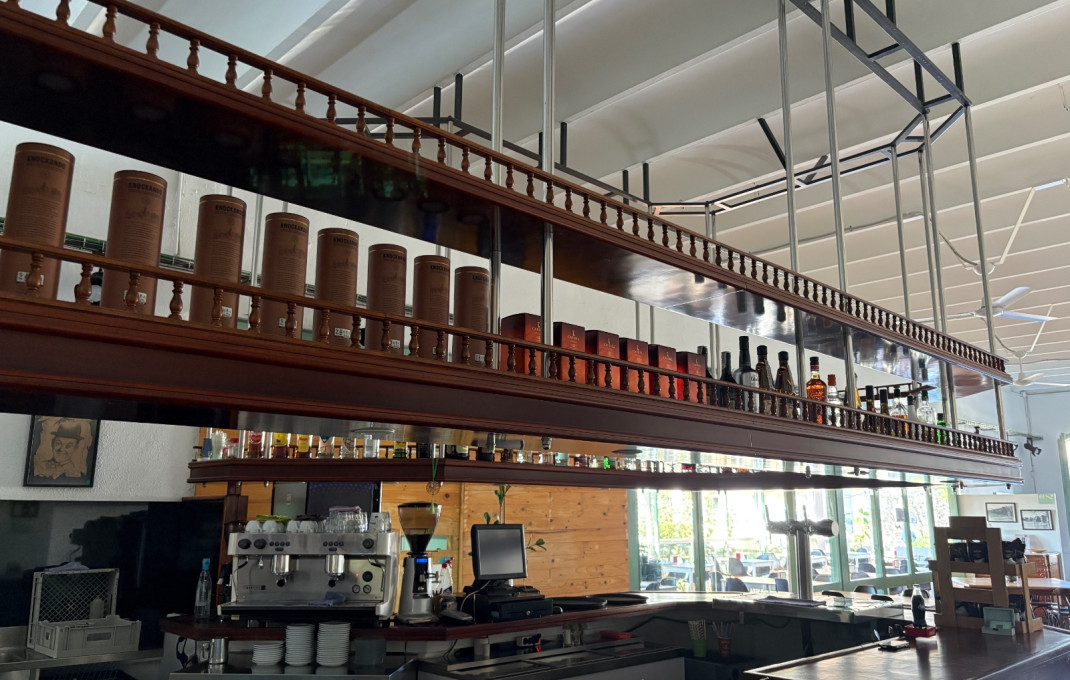 Transfert - Bar Restaurante -
Molins de Rei