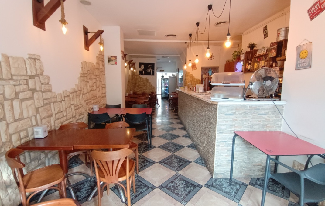 Transfer - Bar Restaurante -
Barcelona - Sants