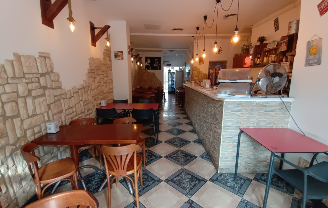 Transfer - Bar Restaurante -
Barcelona - Sants