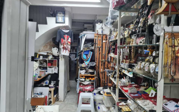 Revente - Local comercial -
Barcelona - Eixample