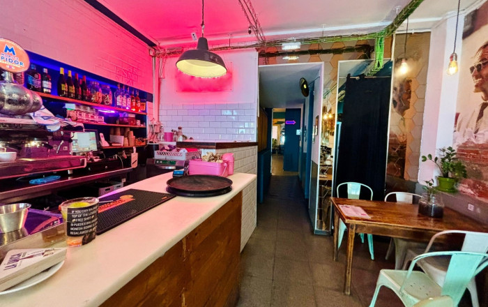 Transfer - Bar Restaurante -
Barcelona - Ciutat Vella