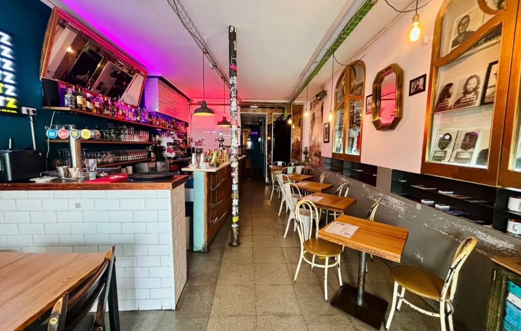 Transfer - Bar Restaurante -
Barcelona - Ciutat Vella