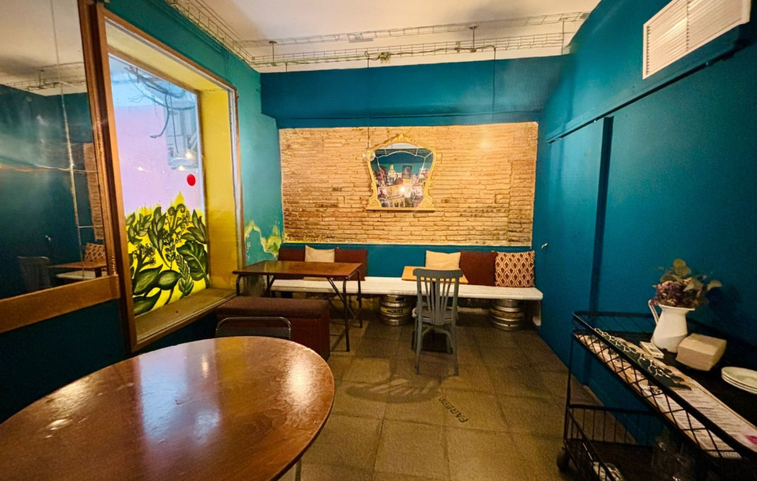 Transfer - Bar Restaurante -
Barcelona - Ciutat Vella