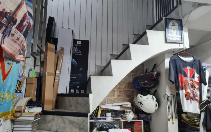 Revente - Local comercial -
Barcelona - Eixample