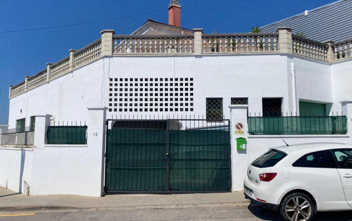 Venta - Casa -
Blanes