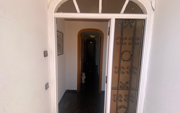 Venta - Casa -
Blanes