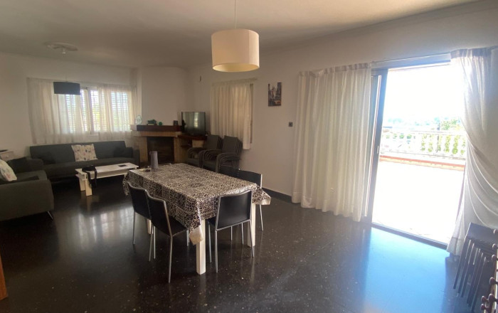 Venta - Casa -
Blanes