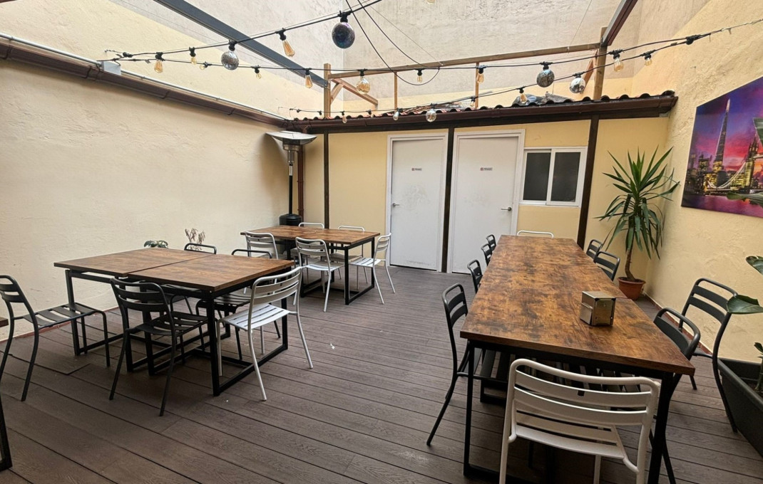 Traspaso - Restaurante -
Barcelona - Sants