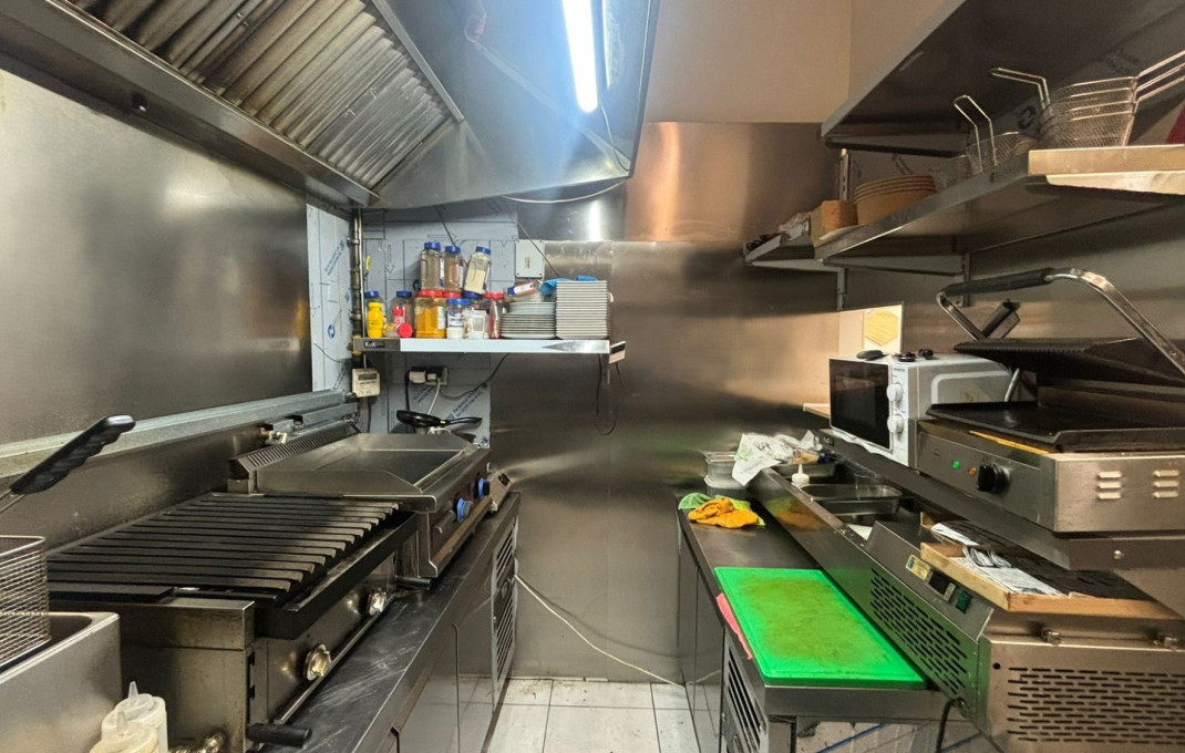 Traspaso - Restaurante -
Barcelona - Sants