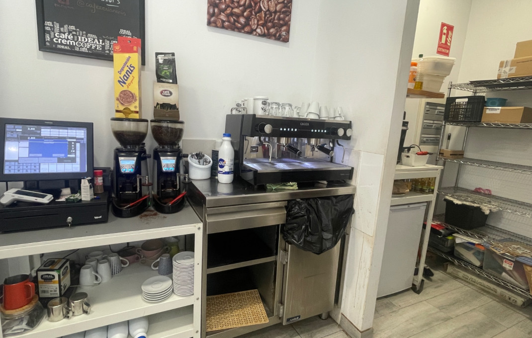 Transfert - Obradores y/o Panaderias -
L'Hospitalet de Llobregat