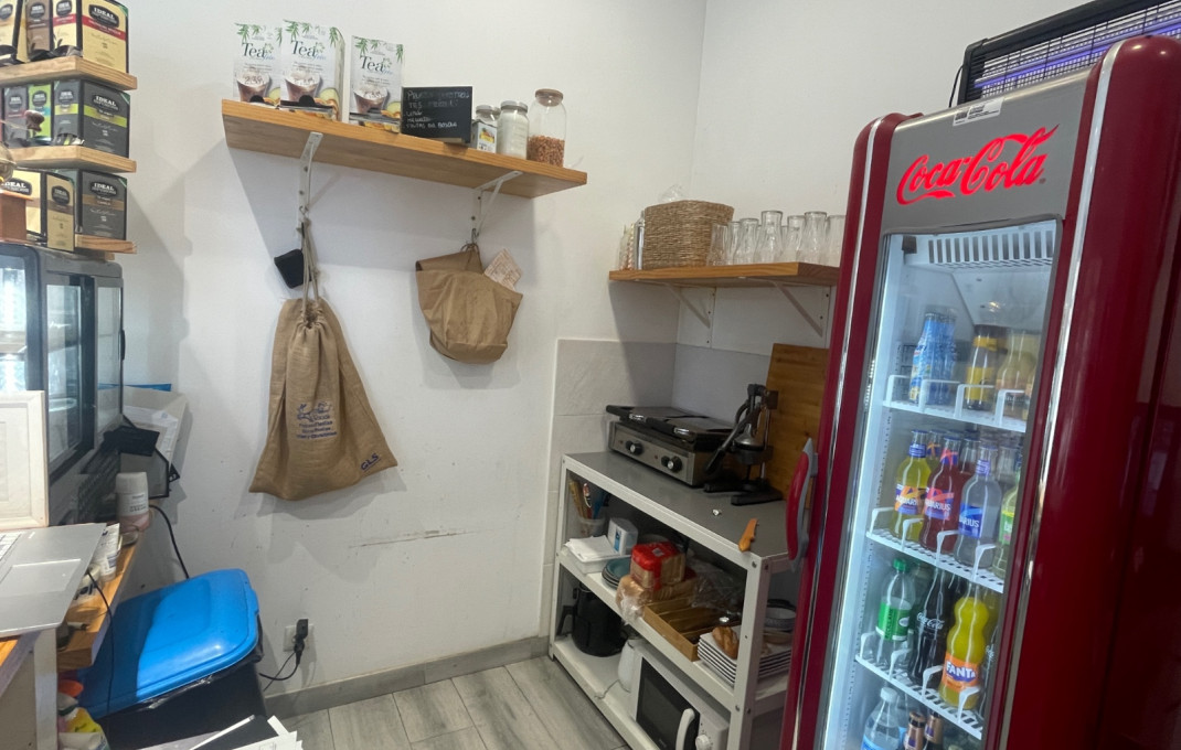 Transfert - Obradores y/o Panaderias -
L'Hospitalet de Llobregat