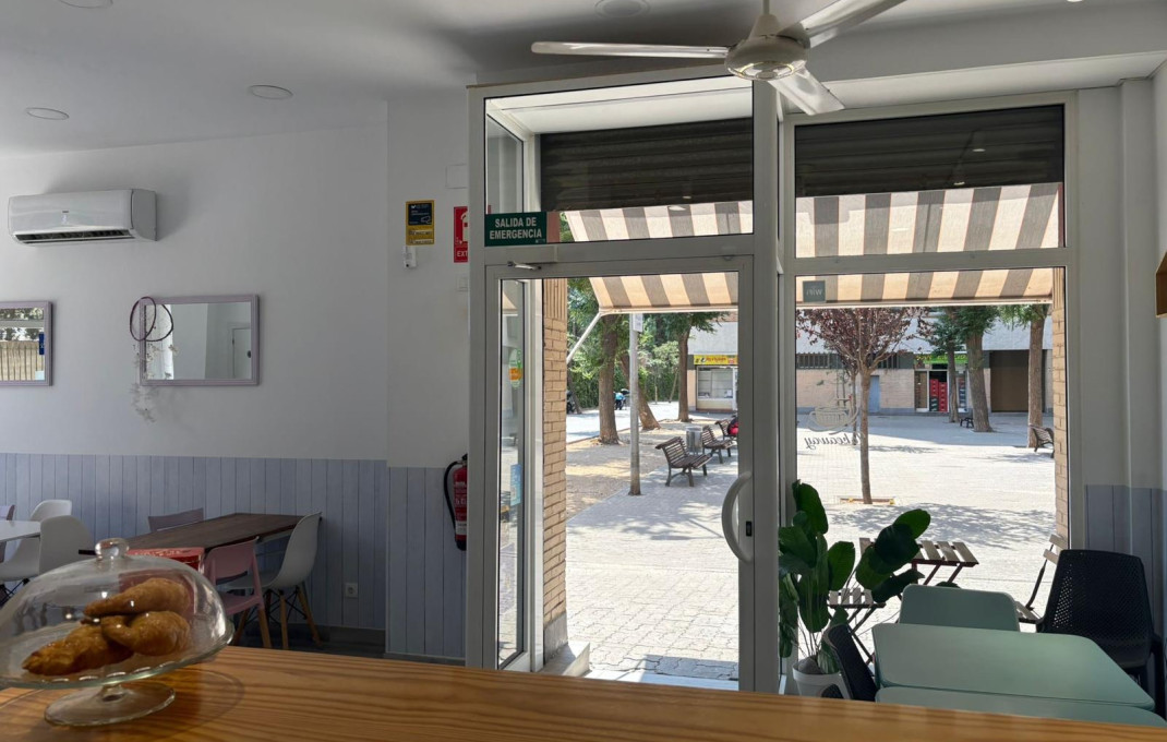 Transfert - Obradores y/o Panaderias -
L'Hospitalet de Llobregat