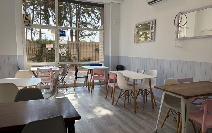 Transfert - Obradores y/o Panaderias -
L'Hospitalet de Llobregat