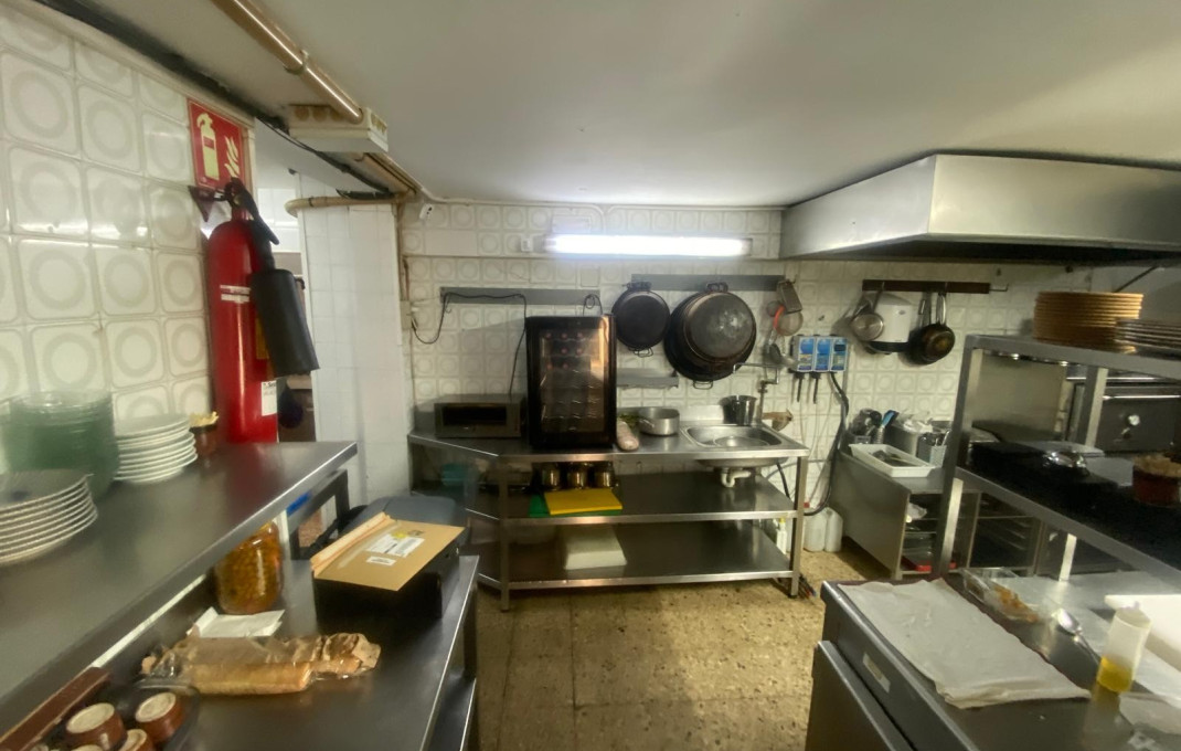 Traspaso - Restaurante -
Platja d'Aro