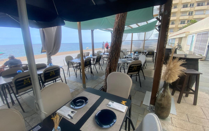 Traspaso - Restaurante -
Platja d'Aro