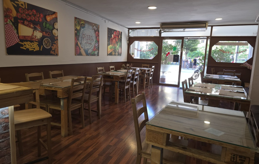 Transfer - Restaurant -
Barcelona - Gràcia