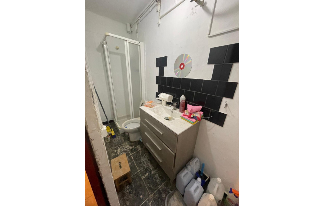 Traspaso - Local comercial -
Barcelona - Sants