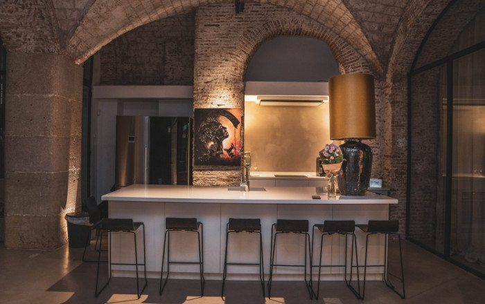 Traspaso - Peluquerias y Estetica -
Barcelona - Gótico