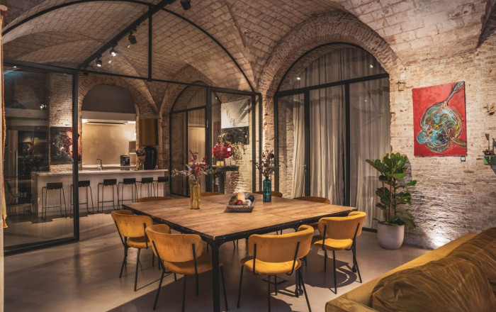 Traspaso - Peluquerias y Estetica -
Barcelona - Gótico