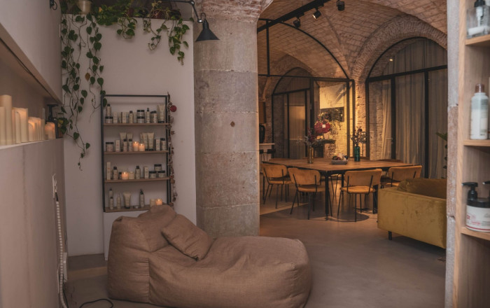 Traspaso - Peluquerias y Estetica -
Barcelona - Gótico