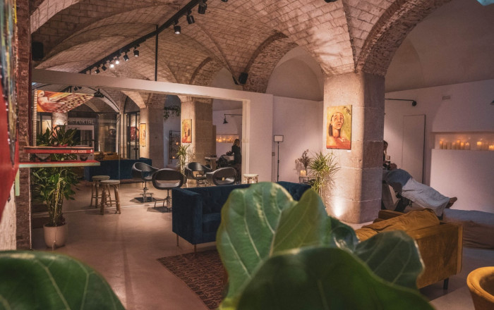 Traspaso - Peluquerias y Estetica -
Barcelona - Gótico