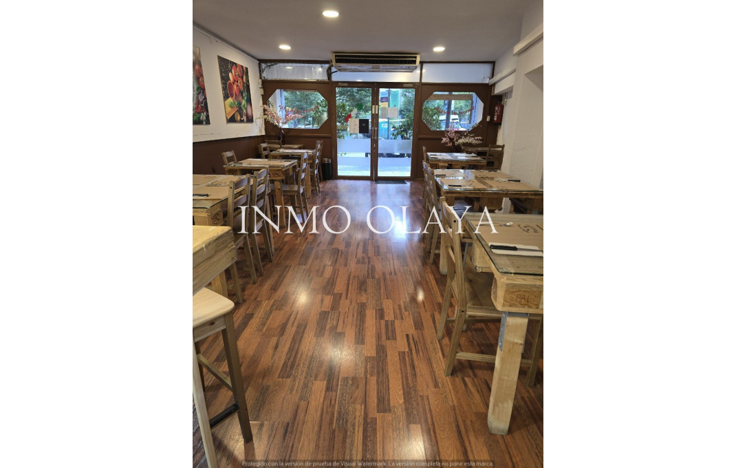 Transfer - Restaurant -
Barcelona - Gràcia