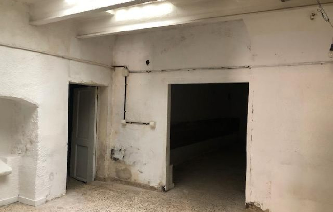 Venta - Local comercial -
Vilanova i la Geltrú