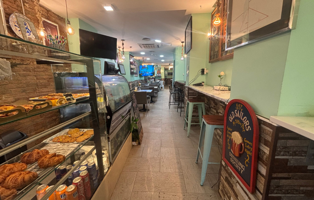 Traspaso - Licencia C2 -
Barcelona - Eixample