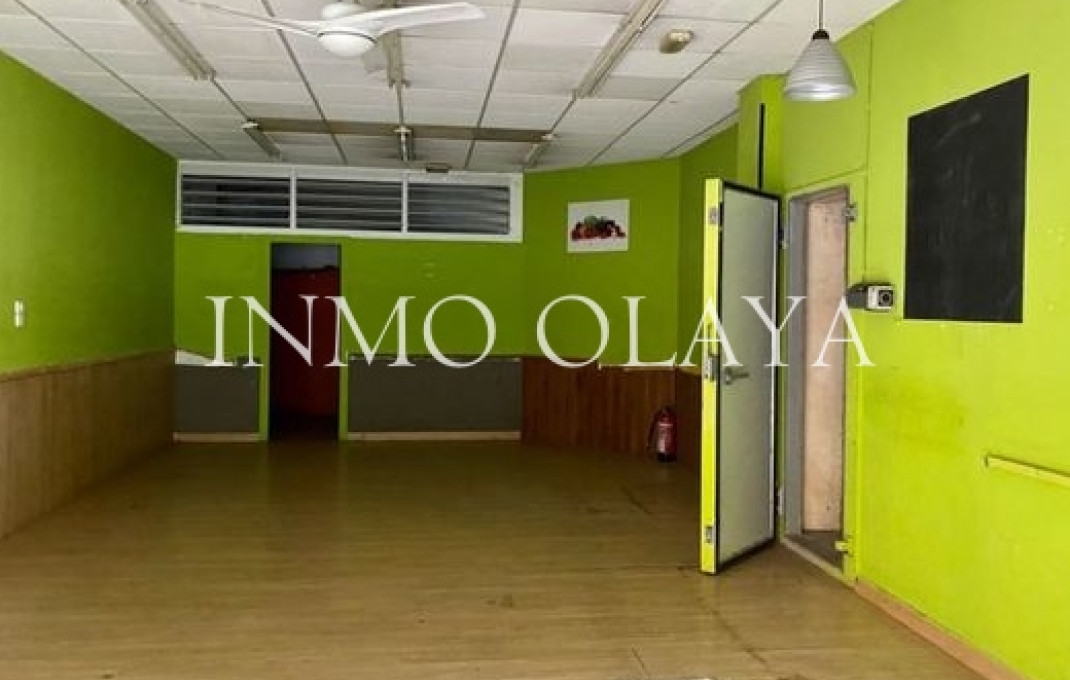 Venta - Local comercial -
Mollet