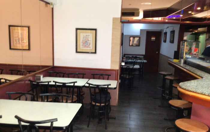 Transfer - Restaurant -
Barcelona - Ciutat Vella