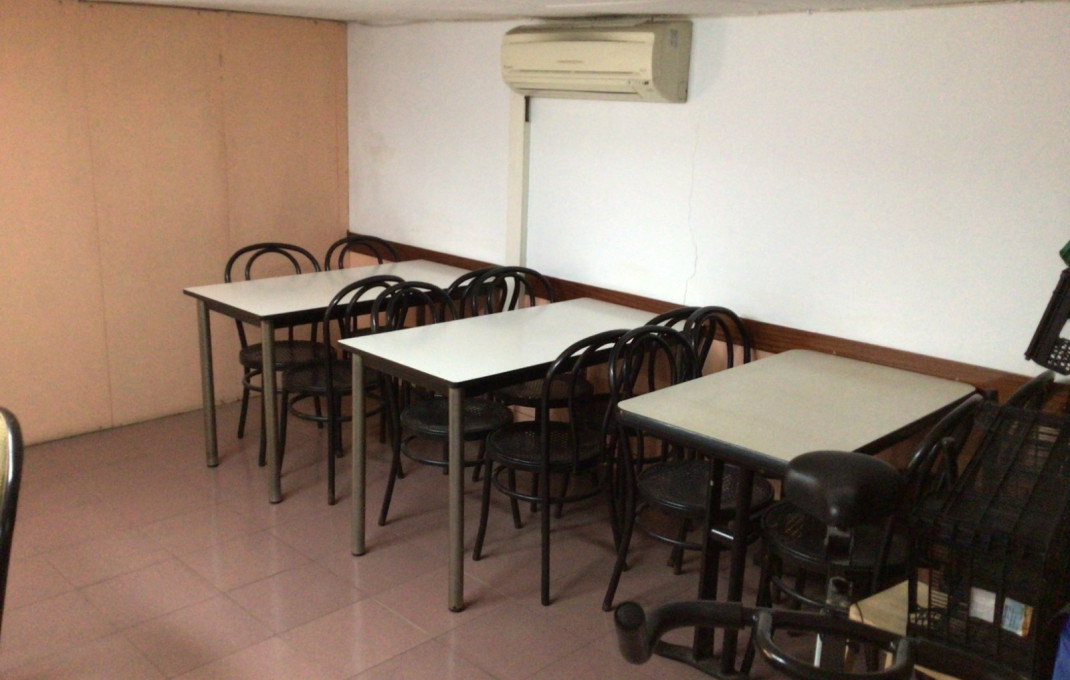 Transfer - Restaurant -
Barcelona - Ciutat Vella