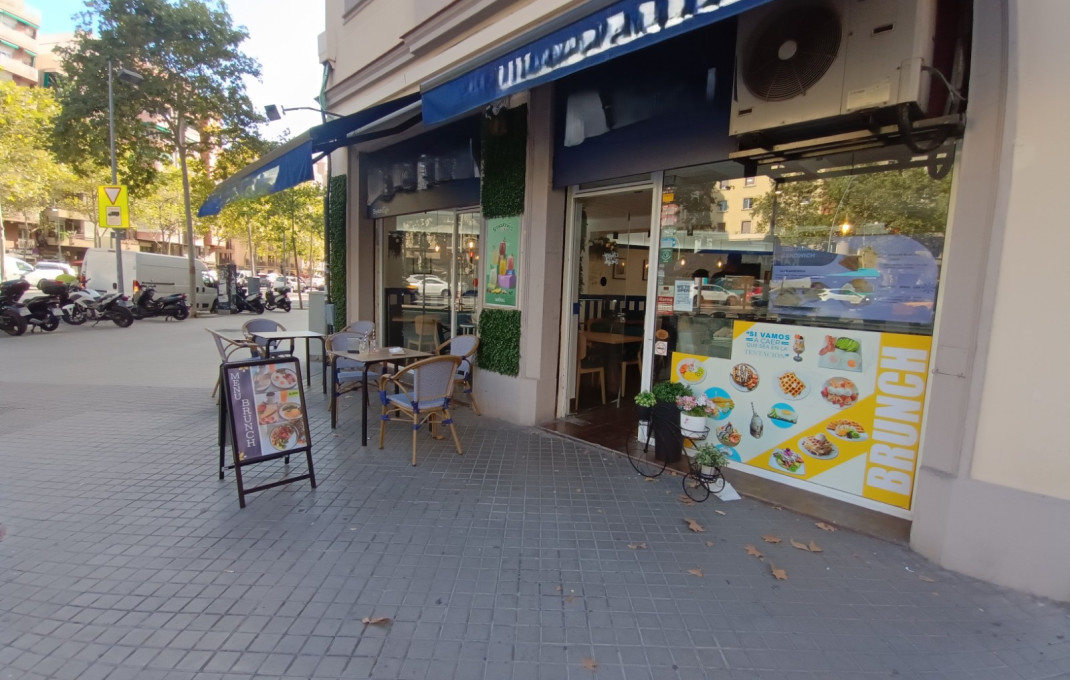 Traspaso - Obradores y/o Panaderias -
Barcelona - Sants