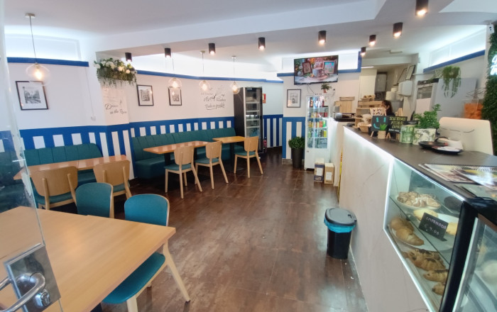 Traspaso - Obradores y/o Panaderias -
Barcelona - Sants