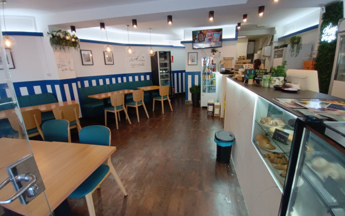 Traspaso - Obradores y/o Panaderias -
Barcelona - Sants