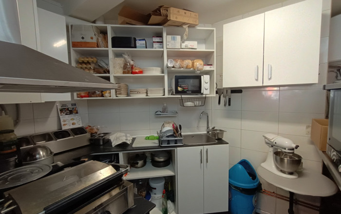 Traspaso - Obradores y/o Panaderias -
Barcelona - Sants