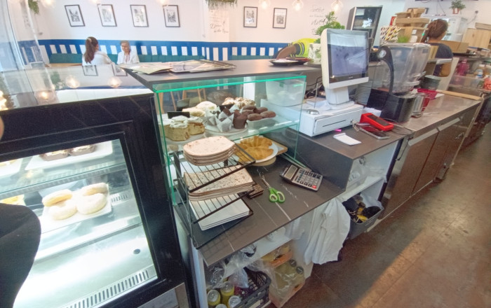 Traspaso - Obradores y/o Panaderias -
Barcelona - Sants