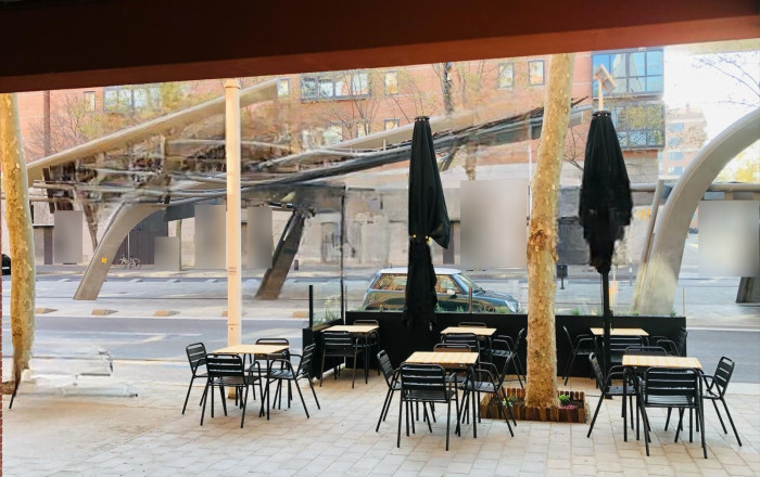 Transfer - Bar Restaurante -
Barcelona - Puerto Olímpico