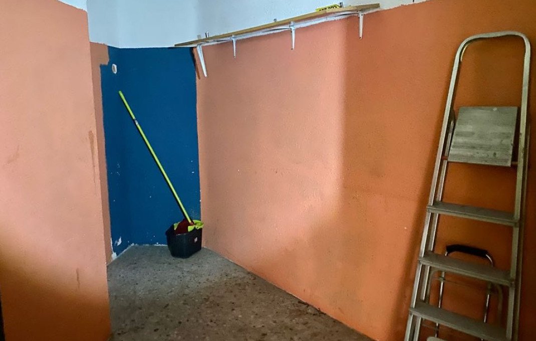 Venta - Local comercial -
Mollet