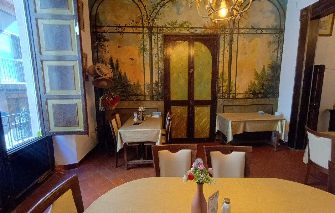 Traspaso - Restaurante -
Barcelona - Ciutat Vella