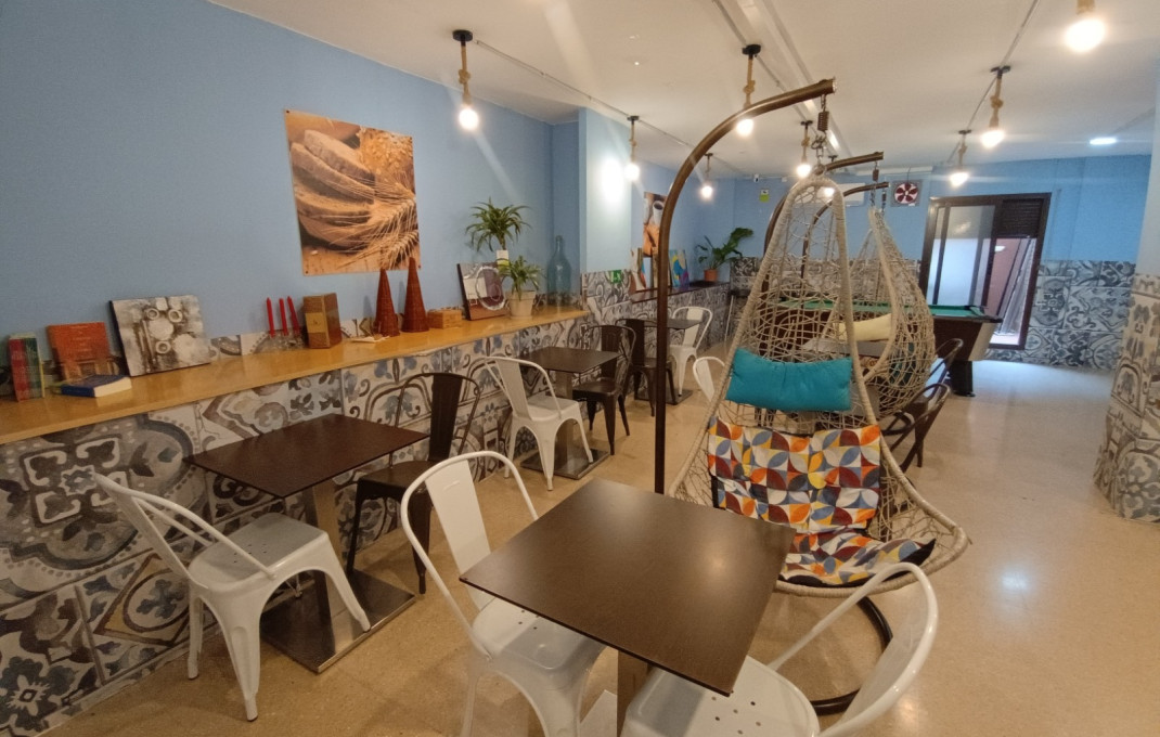 Traspaso - Obradores y/o Panaderias -
Barcelona - Sant Martí