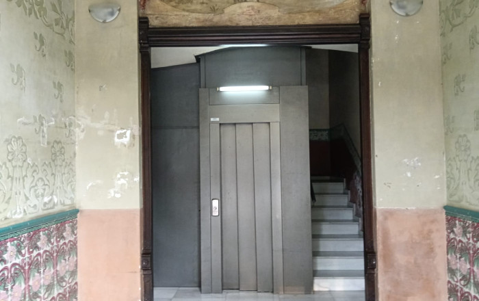 Revente - Piso -
Barcelona - Eixample