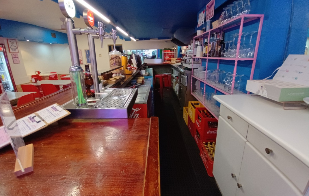 Traspaso - Licencia C2 -
Barcelona - Sarria-Sant Gervasi